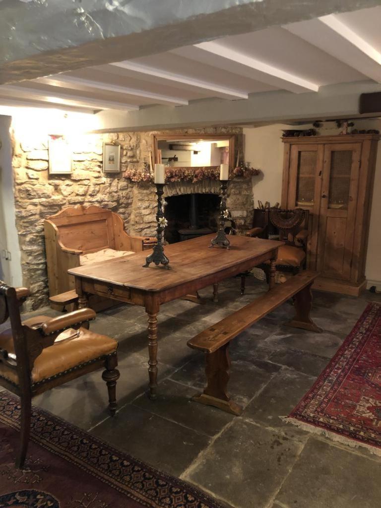 Old Mutlow Cottage Longhope Ngoại thất bức ảnh